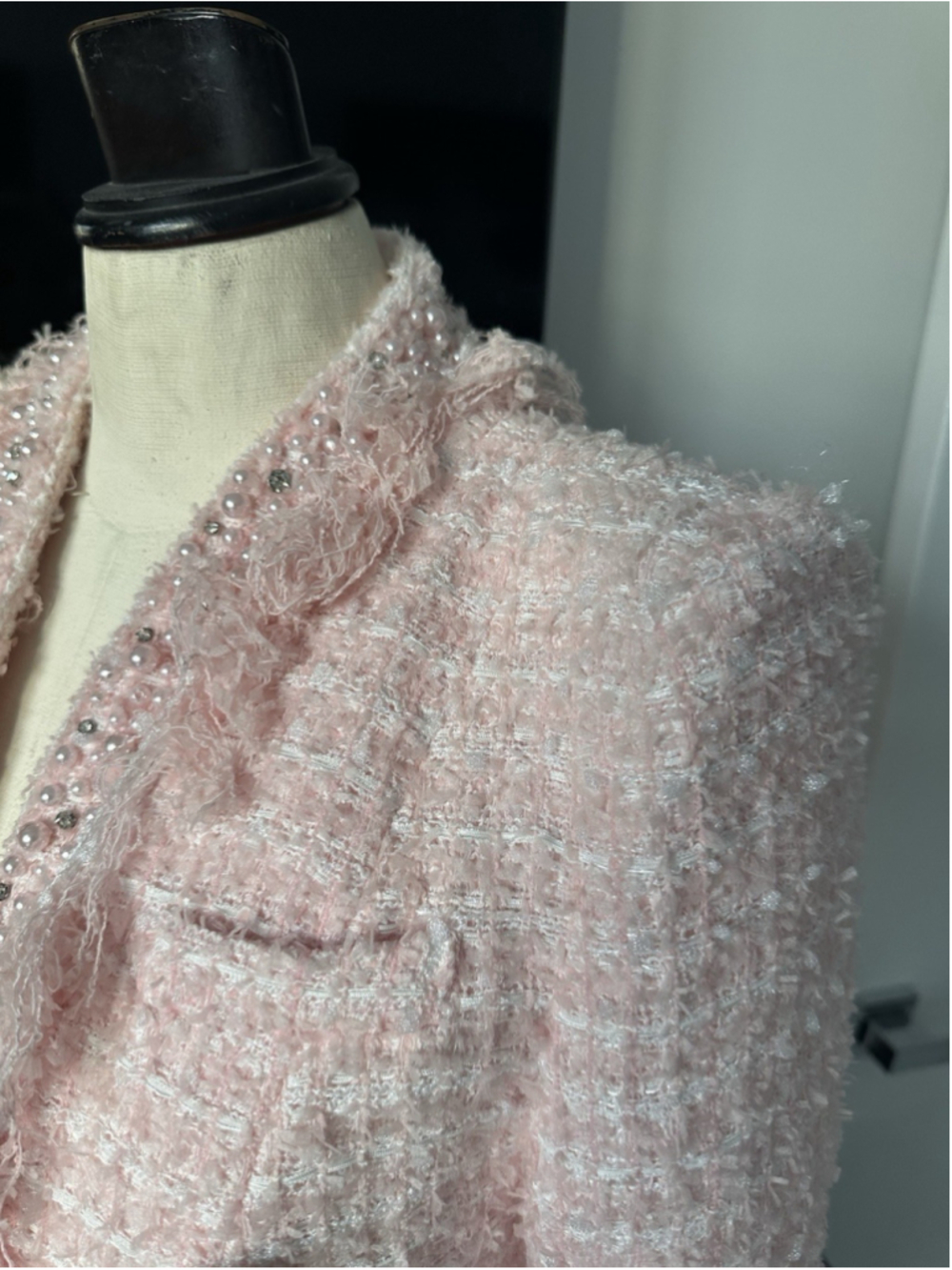 Women's Pink Tweed Jacket Strass &Pearl Size S/M - Picture 6 of 11